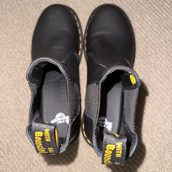 NEW Dr. Martens Women’s Size 8 - CHELSEA BOOT. - Picture 3 of 6